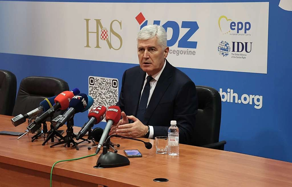 BIZARNA BiH: I Čović podržao bojkot trgovina